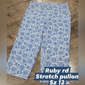 Ruby rd womens capris sz 12